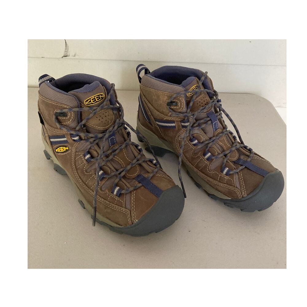 New KEEN Women's Targhee II Mid Hiking Boots Size 9 Waterproof